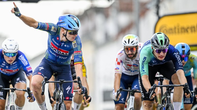 Massensturz im Sprintfinale! Dritter Tour-Etappensieg für Merlier