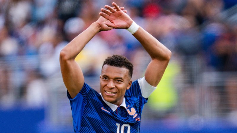 Mbappe hofft auf Ballon d'Or: "Habe Geschichte geschrieben"