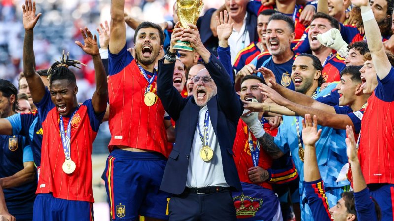Spaniens De la Fuente: "Diese Generation ist ein Vorbild"