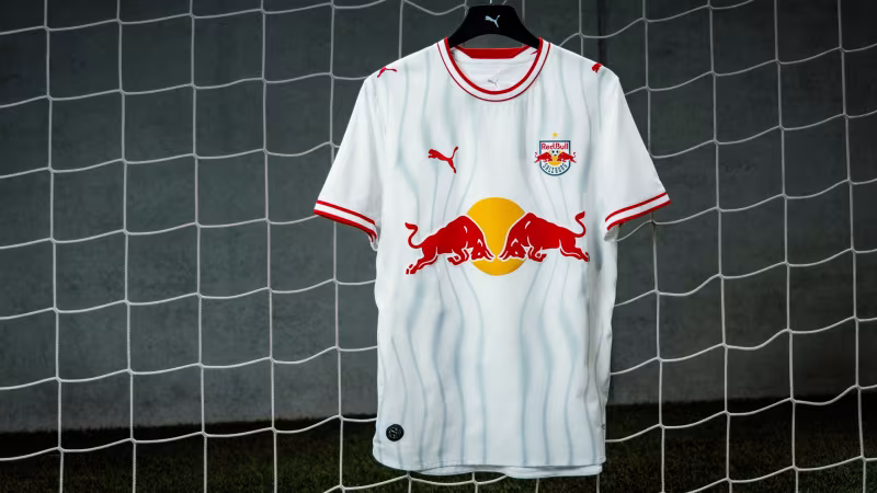 Dopplereffekt: So sieht Salzburgs neues Heimtrikot aus