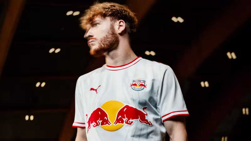 Dopplereffekt: So sieht Salzburgs neues Heimtrikot aus