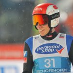 ÖSV-Springer Wörgötter bei Sommer-GP-Auftakt am Podest