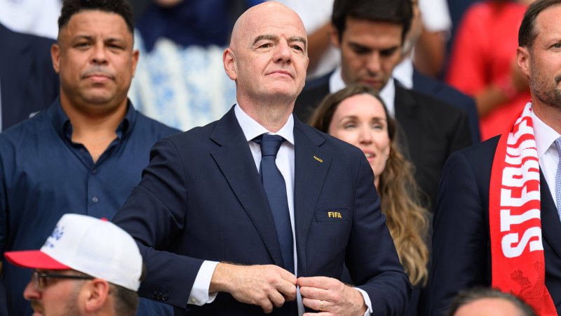 Druck enorm: Wird Infantino zum Rücktritt aufgefordert?