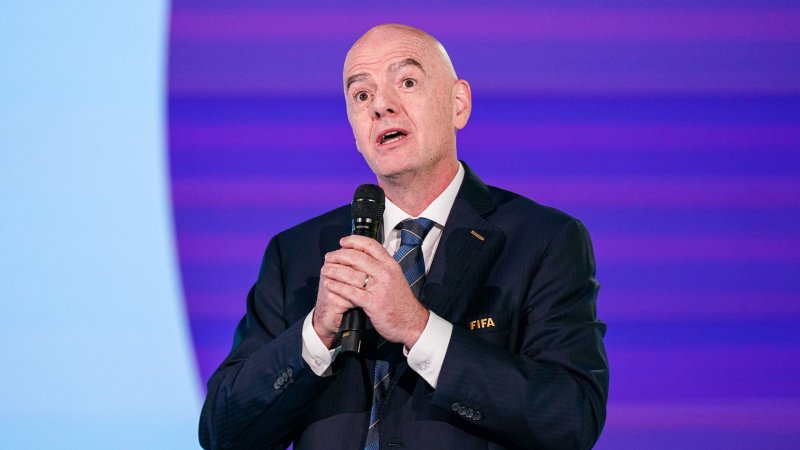 UEFA droht Infantino mit rechtlichen Schritten