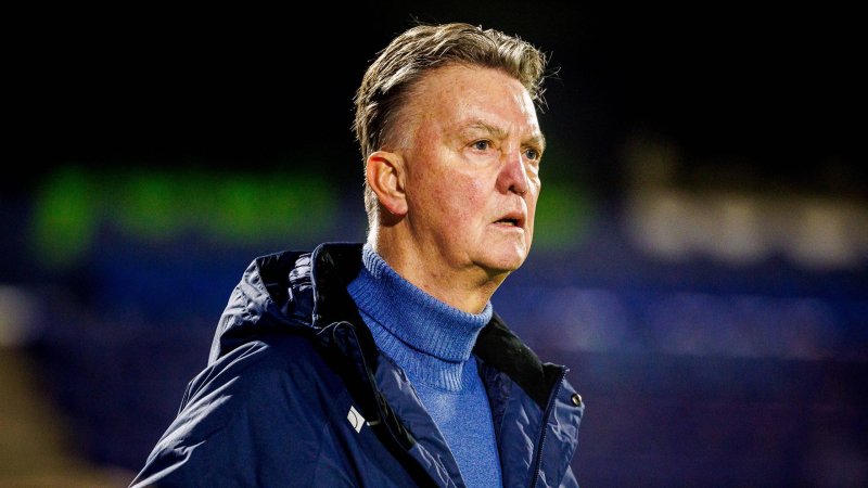 Louis van Gaal (74) bietet sich Ex-Arbeitgeber an