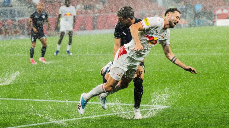 Regen-Festspiele in Salzburg - die nassen Bilder