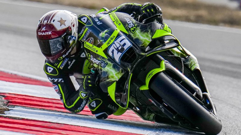 Spanier setzt irre MotoGP-Serie in Silverstone fort
