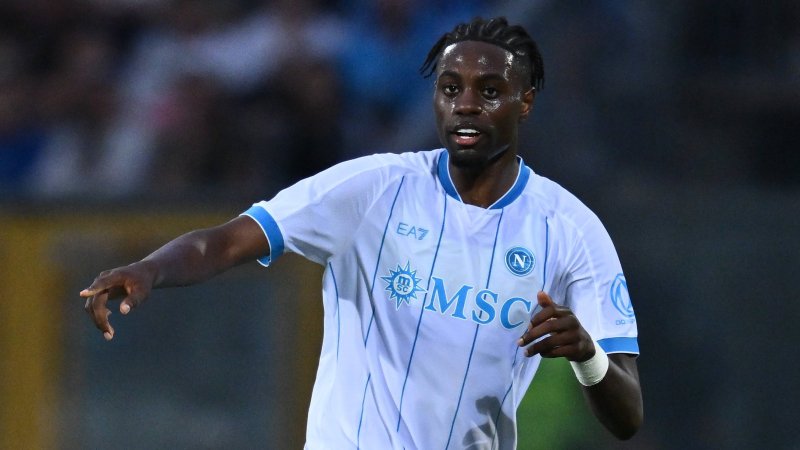 Sturm wirft ein Auge auf Napoli-Verteidiger