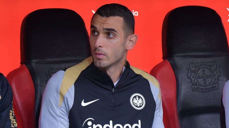 Rückkehr zu Ex-Klub: Hütters Eintracht gibt WM-Teilnehmer ab