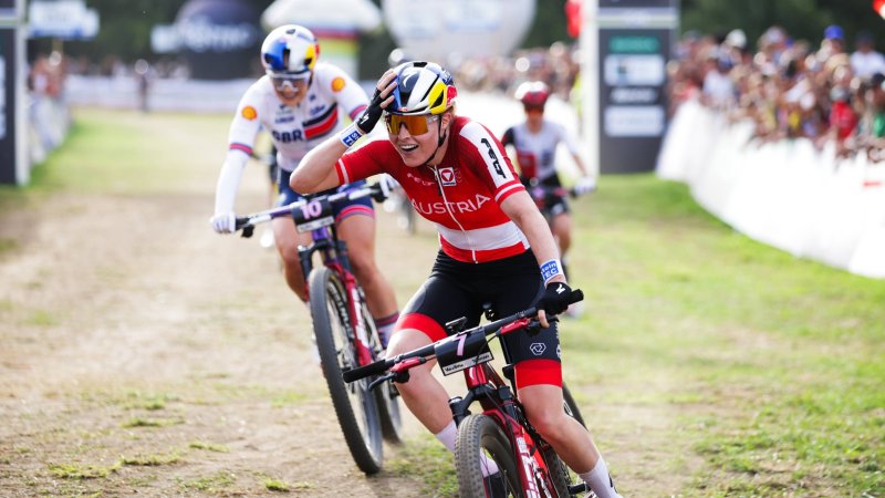 Laura Stigger holt Mountainbike-WM-Gold
