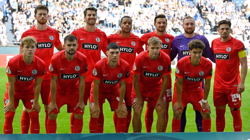 These 3: Elversberg und Paderborn brauchen sich erst gar nicht an die Bundesliga gewöhnen. Gerade Paderborn weiß, wie das Spiel läuft: Nach einer Saison geht es direkt zurück in die 2. Bundesliga.