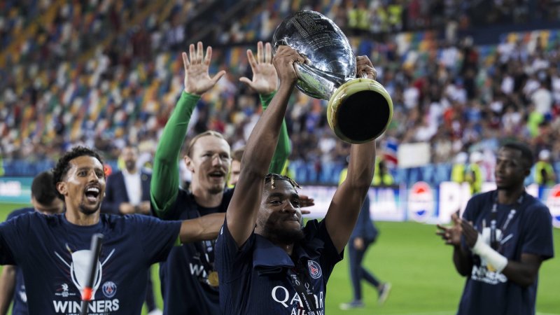Tauziehen vorbei! Europa-League-Sieger macht Rennen um PSG-Talent