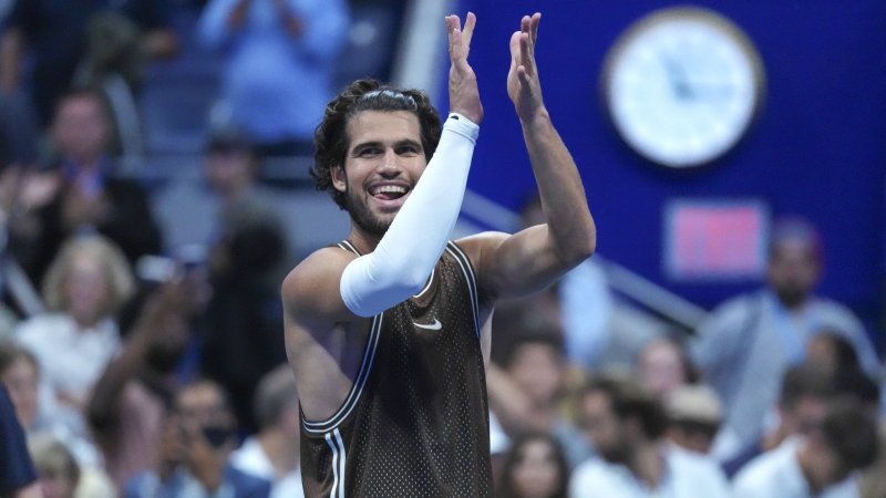 Carlos Alcaraz bei US Open auf Kurs