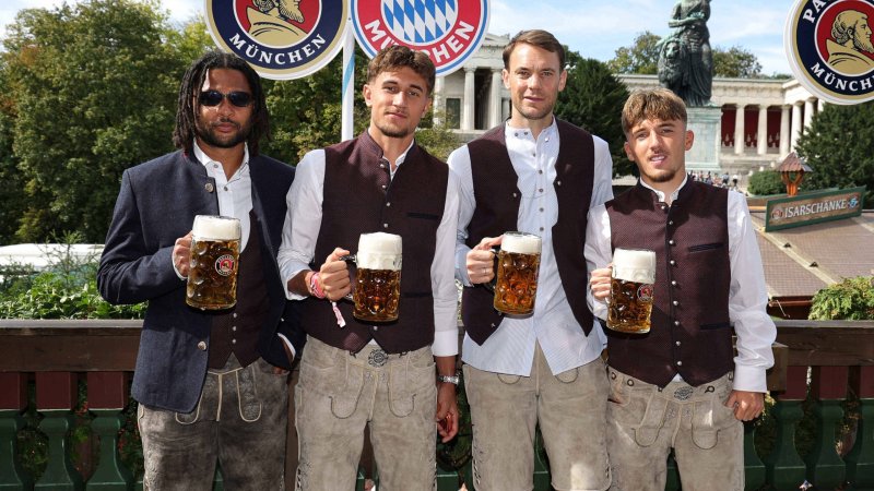 FC Bayern am Oktoberfest - die Bilder
