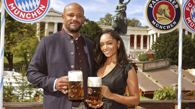 FC Bayern am Oktoberfest - die Bilder