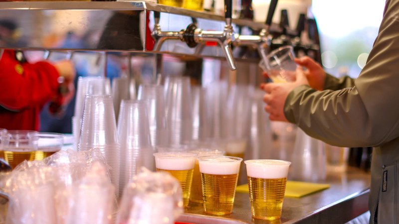 Britischer Premier will Alkoholverbot im Stadion kippen