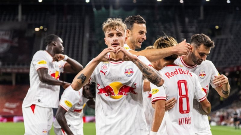 Fußball-Traum: Als VIP bei Red Bull Salzburg in die Stiegl-Skybox