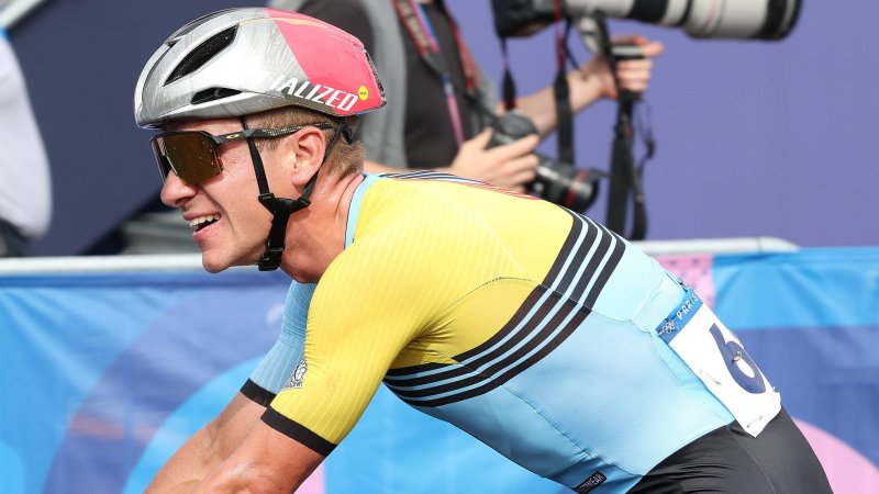 Remco Evenepoel sichert sich EM-Titel trotz Sturz