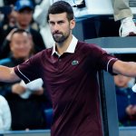 Medvedev trifft Fan! Djokovic zieht in Peking ins Finale ein