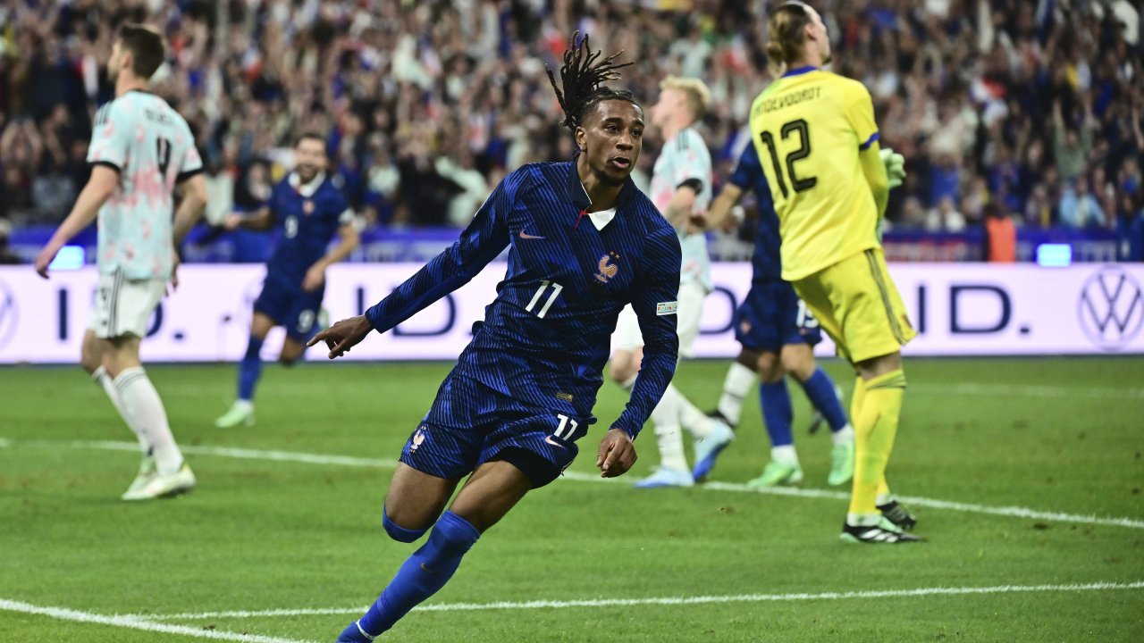 4 Tore in 14 Minuten: Olise-Show verhindert erste Zidane-Pleite