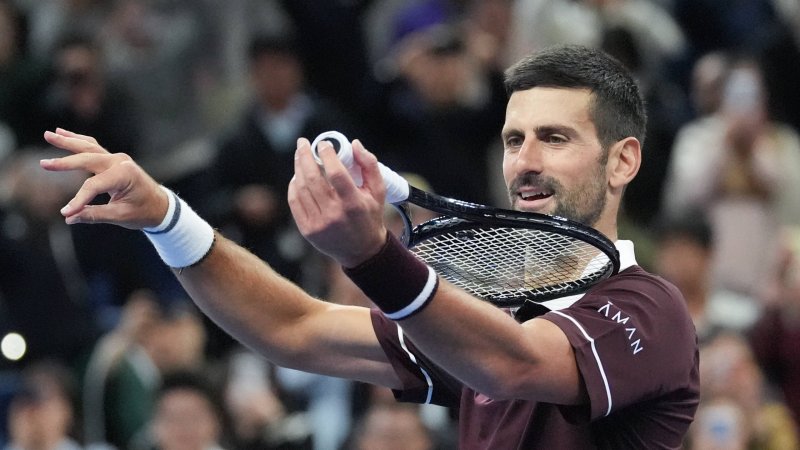 Titel Nummer 102! Irre Djokovic-Serie in Peking geht weiter