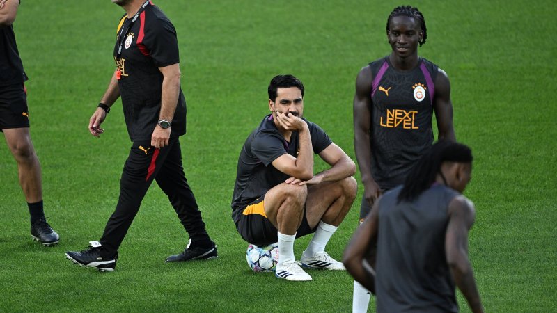 Gündogan  genervt von Bankplatz: "Warum sollte ich bereit sein?"