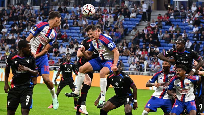 Bacher und Lyon feiern knappen Sieg gegen Crystal Palace