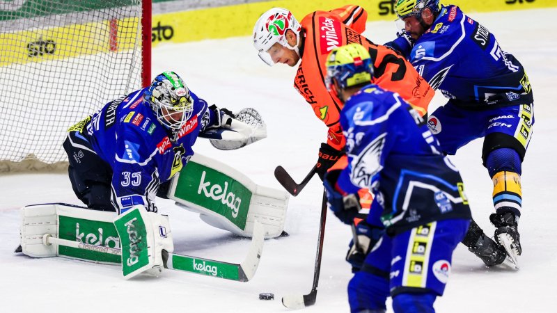 99ers feiern ein Comeback beim VSV, Bozen gibt Tabellenführung ab