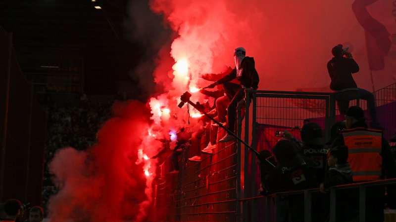 Feuerwerksraketen Richtung Fans: Randale nach West-Derby