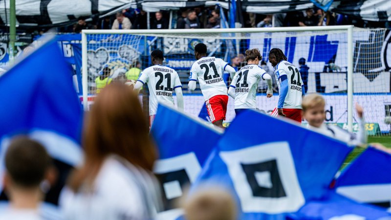 Starke Aktion! HSV mit toller Geste für schwer verletzten Kapitän