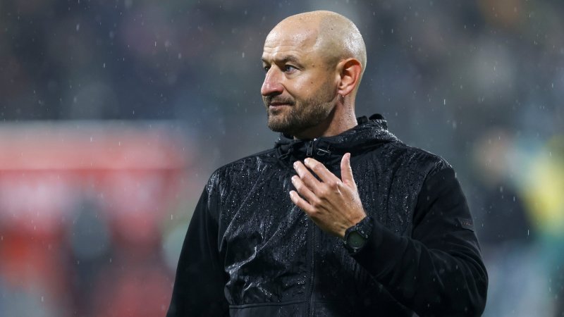 Austria-Trainer Helm: "Kritik ist natürlich berechtigt"