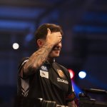 Darts-EM mit Neun-Darter eröffnet!