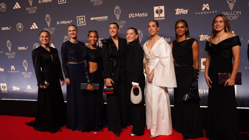Die Stars am Red Carpet: Die besten Bilder vom Ballon d'Or