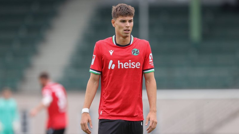 Bedient sich Salzburg beim Ex-Klub von Marcus Mann?