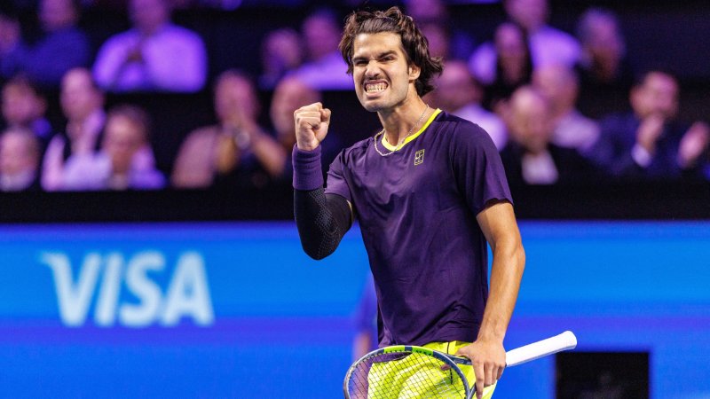Alcaraz übersteht gegen Khachanov erste Runde in Wien