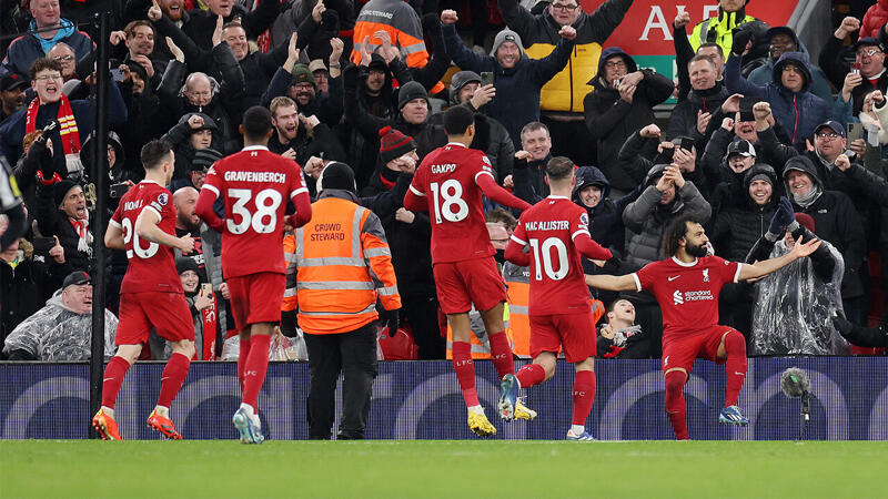 Salah-Doppelpack! Liverpool festigt die Tabellenführung