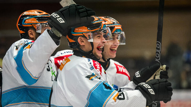 <a href='/de/daten/news/eishockey/black-wings-linz/' class='tag'>Black Wings Linz</a> feiern Start-Ziel-Sieg über den <a href='/de/daten/news/eishockey/vsv/' class='tag'>VSV</a>