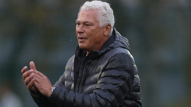 Not-OP! Große Sorge um Ikone <a href='/de/daten/news/toni-polster/' class='tag'>Toni Polster</a>