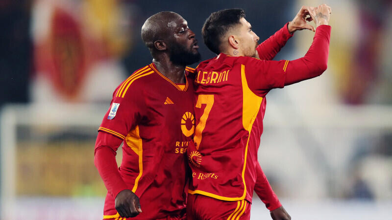 Zweimal Rot! Roma siegt gegen neun Neapolitaner 