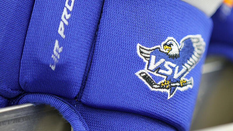 Erster heimischer <a href='/de/daten/news/eishockey/eishockey/' class='tag'>Eishockey</a>-Verein führt Halsschutz ein