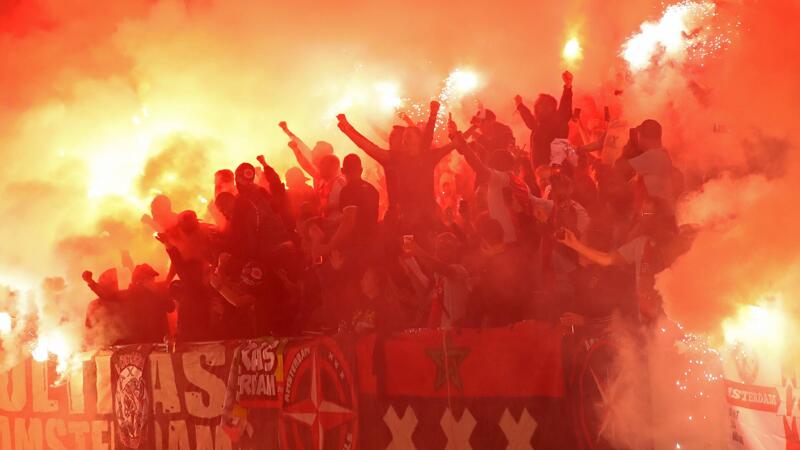 Nach Spielabbruch! Ajax wirft Sportdirektor raus