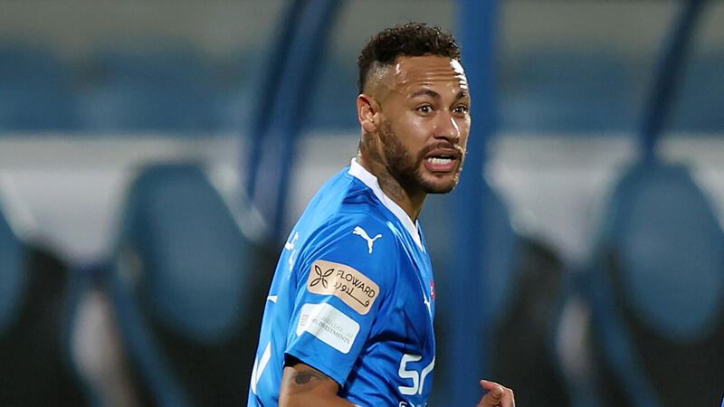 <a href='/de/daten/news/fussball/neymar/' class='tag'>Neymar</a> jubelt über Sieg bei Debüt für Al-Hilal