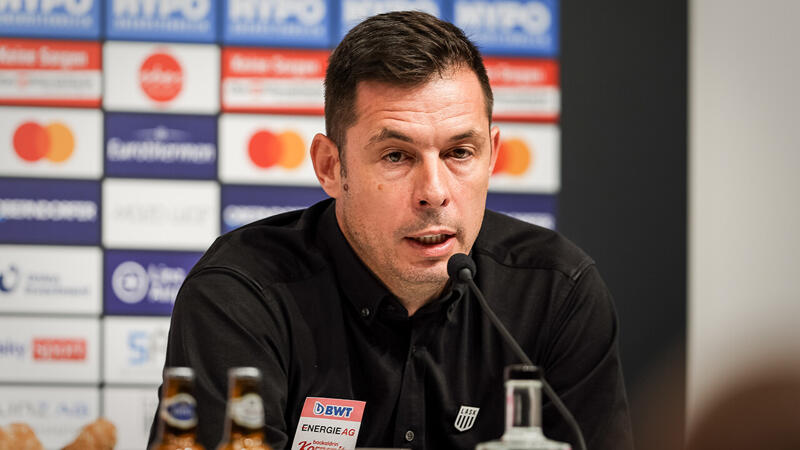 Zwei Abgänge! <a href='/de/daten/news/fussball/lask/' class='tag'>LASK</a> dünnt Mega-Kader aus