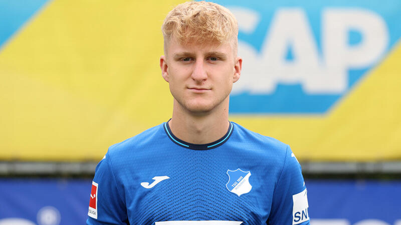 Sturm holt vier junge Spieler an Bord