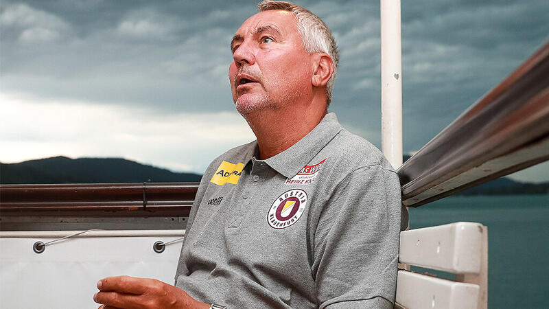 Pacult demütig: "Wir wollen den Klassenerhalt schaffen"