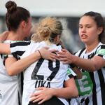 Sturm-Frauen wahren Titelchance, Altenmarkt abgestiegen