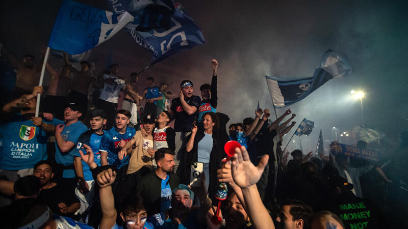Neapel dreht durch! Die Titelparty der Napoli-Fans