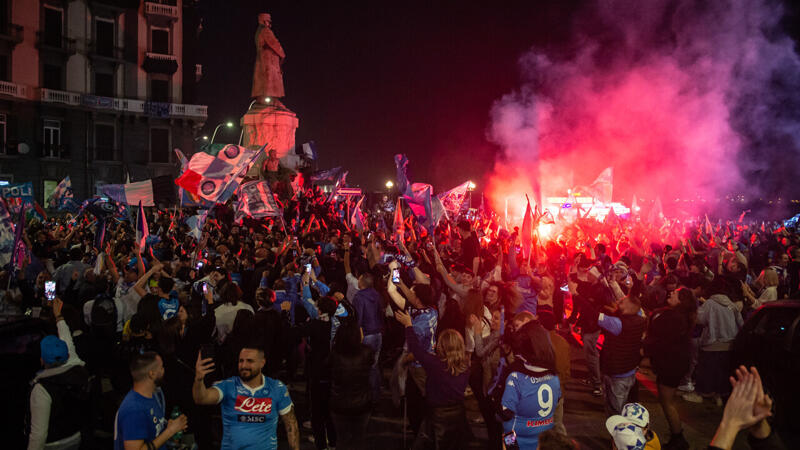 Neapel dreht durch! Die Titelparty der Napoli-Fans