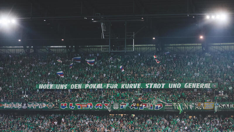 Die besten Bilder der Sturm- und Rapid-Fans aus Klagenfurt