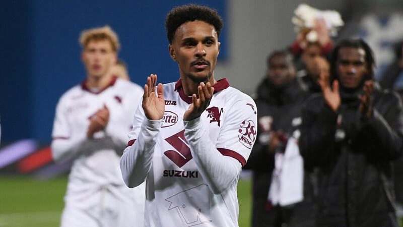 Entscheidung um Zukunft von <a href='/de/daten/news/fussball/valentino-lazaro/' class='tag'>Valentino Lazaro</a> steht bevor